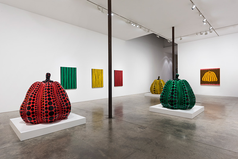 Yayoi Kusama: Installation view, THE MOVING MOMENT WHEN I WENT TO THE UNIVERSE